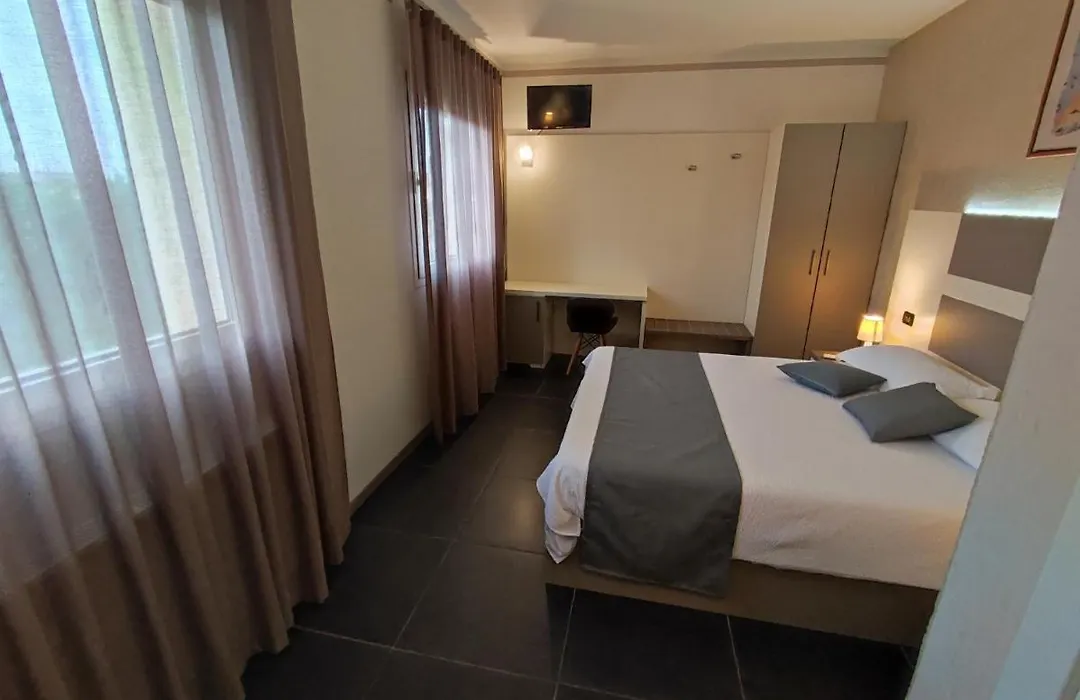 Therra Lodge-1